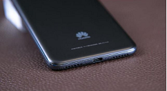 在华为畅享8e调整字体大小的图文教程