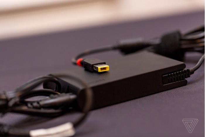 联想推ThinkPad X1 Extreme轻薄本：采用GTX1050Ti独显