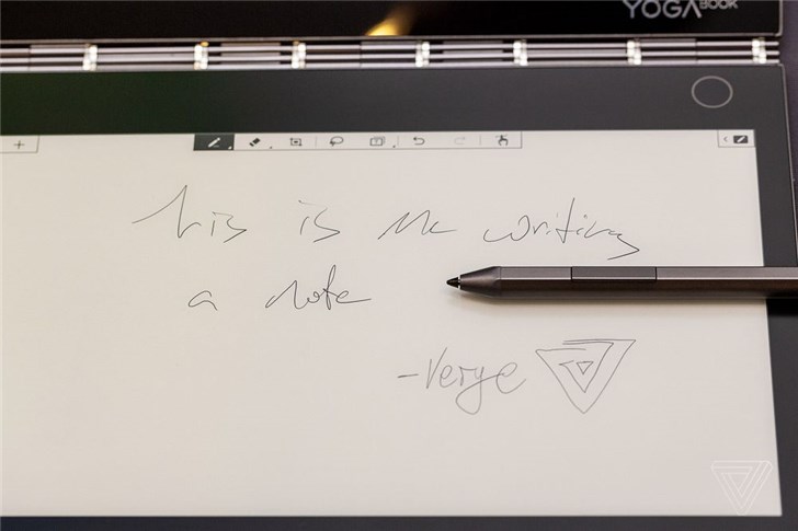 联想Yoga Book C930：电子墨水屏取代实体键盘