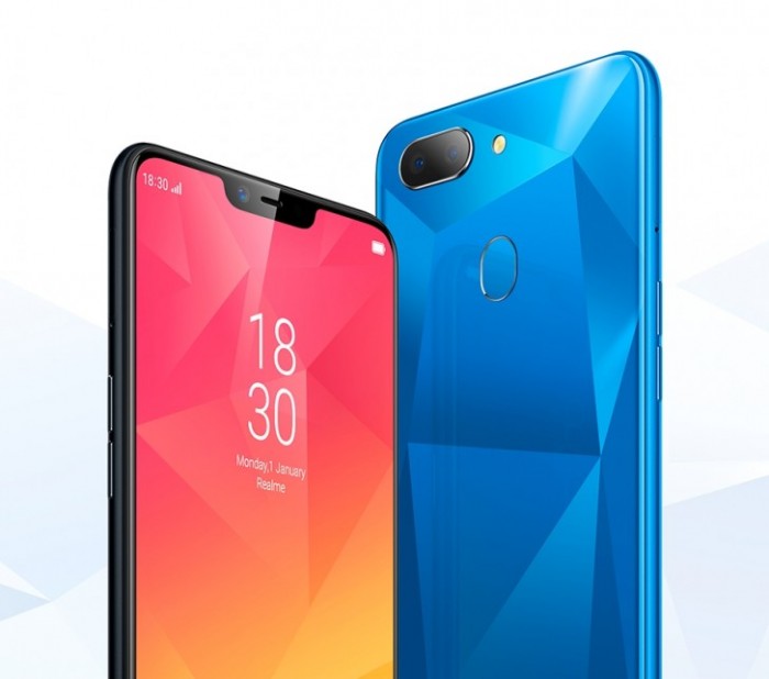 Realme 2新机渲染图曝光：刘海+双摄