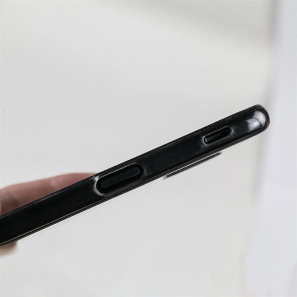 三星Galaxy J6 Plus机模照片曝光:侧面指纹
