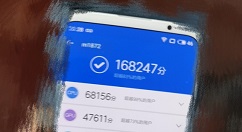 魅族16x安兔兔跑分：168247