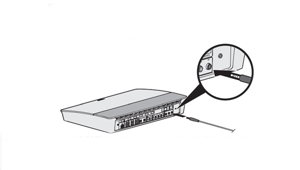 在Bose Lifestyle 650家庭影院中设置红外发射器的具体步骤