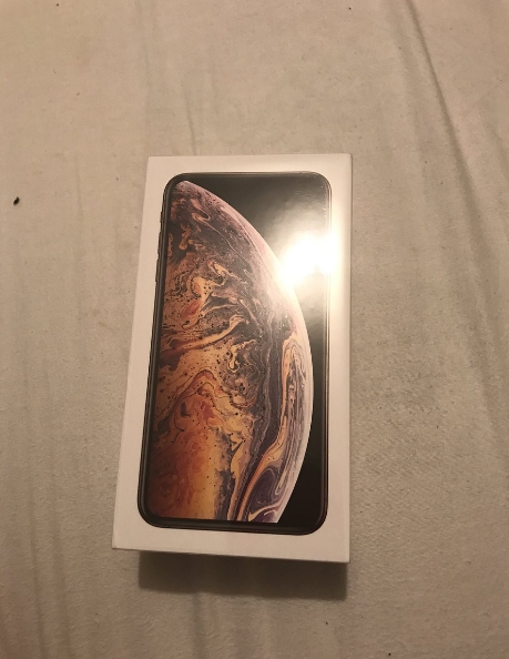iPhone XS/XS Max今天开卖!已有用户提前收货