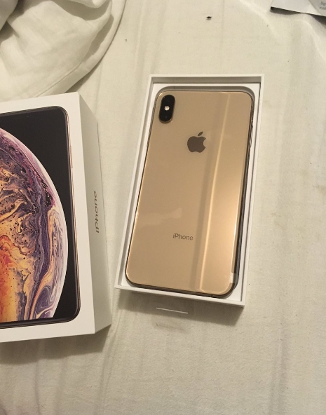 iPhone XS/XS Max今天开卖!已有用户提前收货