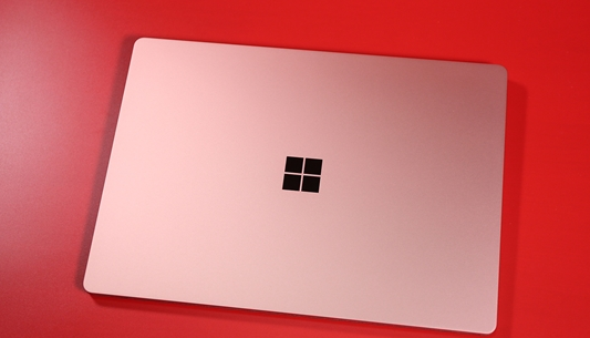 Surface Laptop 2灰粉金上线 售价万元