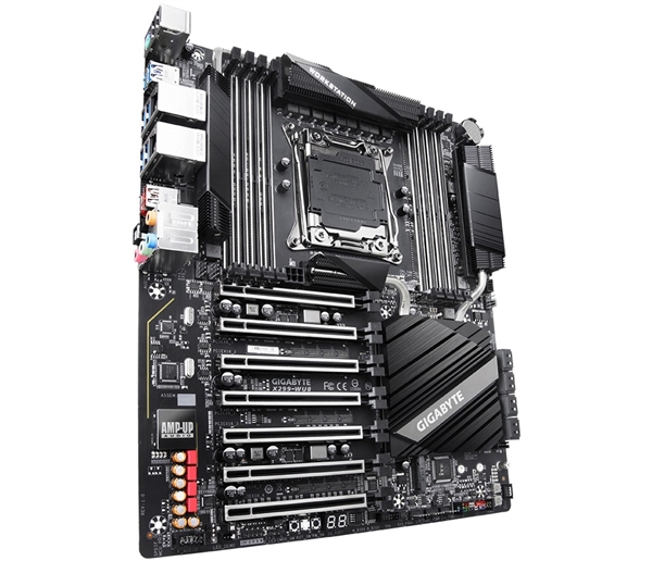 技嘉上线X299-WU8工作站主板：功能就是这么强