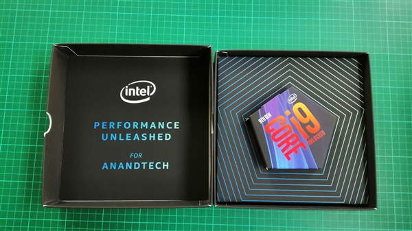 Intel i9-9900K样品泄露：原来长这样！