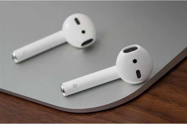 外媒：苹果会在今年发布AirPods 2代
