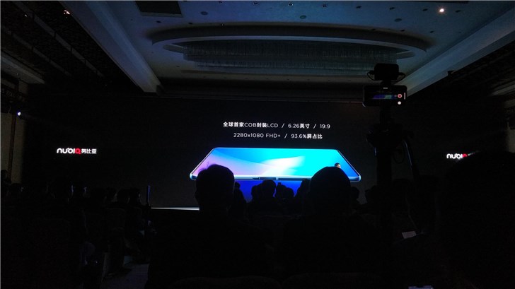 努比亚X正式发布，网友：无前置摄像头手机终于来了