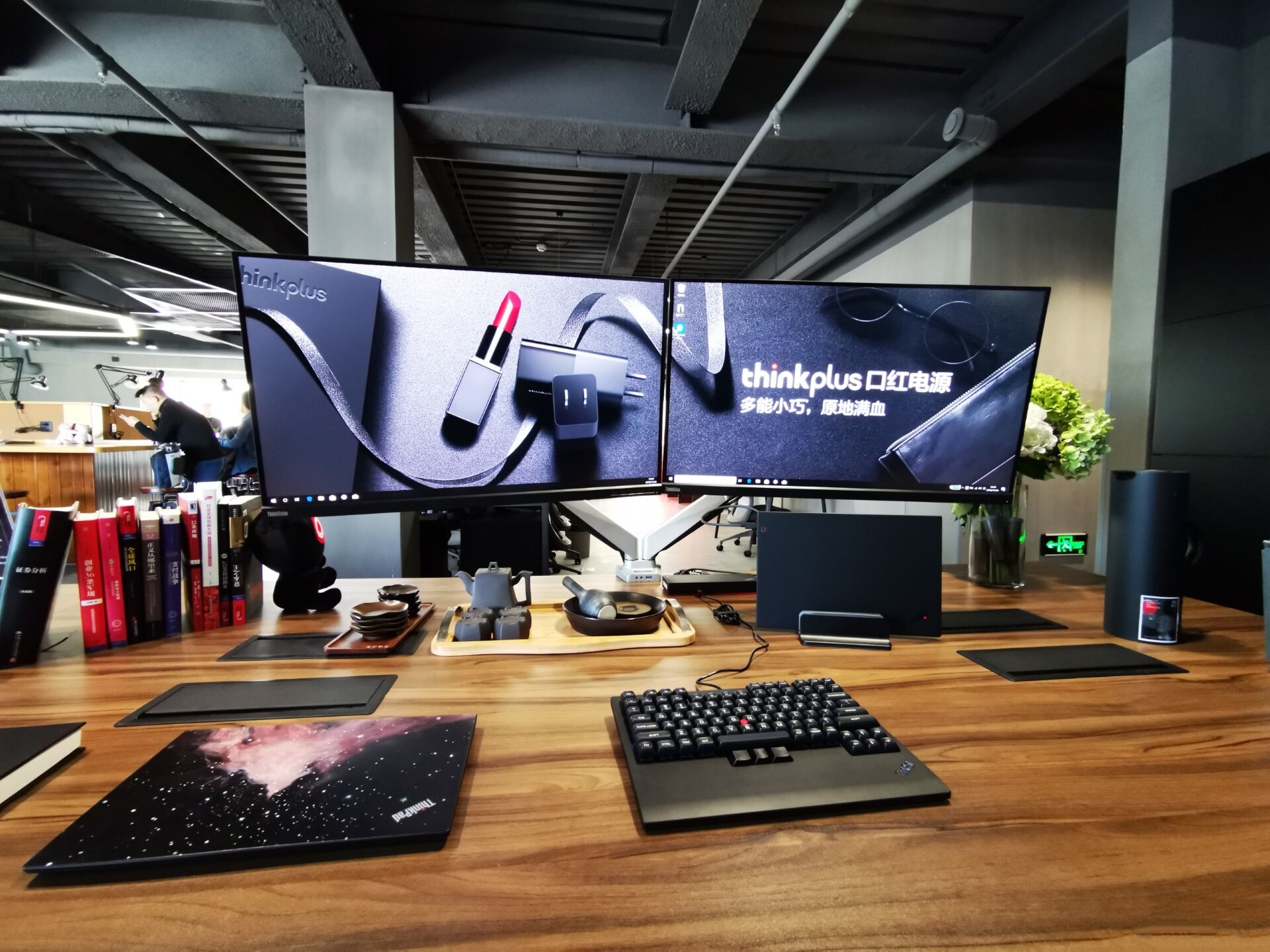 联想新款机械键盘露面：外观方方正正