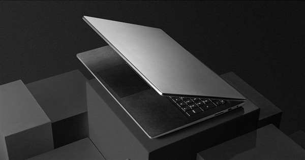 小米新款笔记本正式上线：采用1080P显示屏