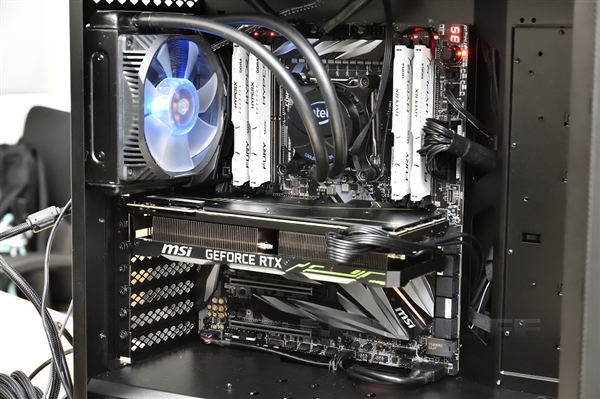 Intel新一代酷睿X发烧处理器开始上市！