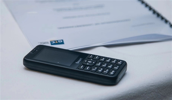 全球第一款3G KaiOS系统智能功能机上线！