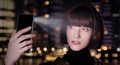 努比亚X正式开卖：3299元