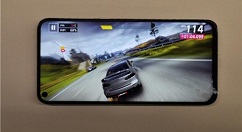 华为nova 4真机照曝光：额头和左右两边等宽