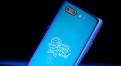 今日十时，努比亚X海光蓝已上线开卖