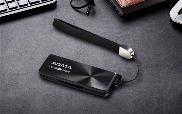 威刚推出UE700 Pro：迷你、超薄