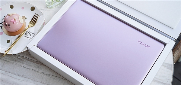 荣耀MagicBook锐龙版上线“新皮肤”——星云紫