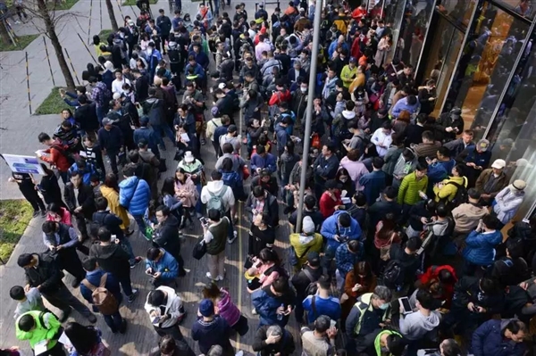 华为Mate 20 X正式于中国台湾出售！