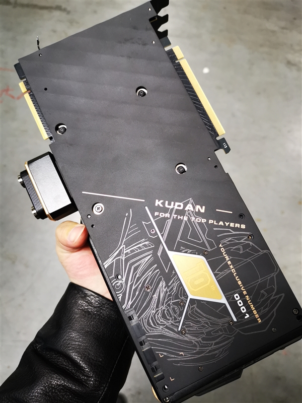 七彩虹iGame RTX 2080 Ti Kudan登场