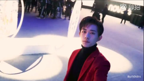 华为nova4实力很强：拍摄vlog赞！