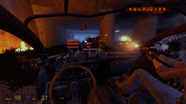 《半条命2：MMod》正式上线：开发长达9年
