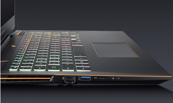 雷神新款游戏本正式上线：配备Intel八代酷睿处理器