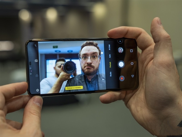 LG V50 ThinQ正式上线：支持5G