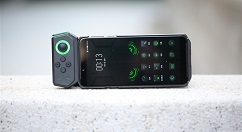 黑鲨新机获3C认证：标配27W充电器