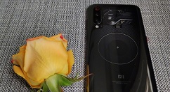 小米9透明尊享版真机图现身：炫酷十足