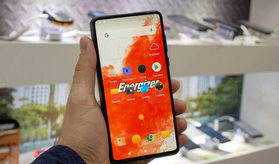 全球最大电池容量手机亮相MWC：可待机50天