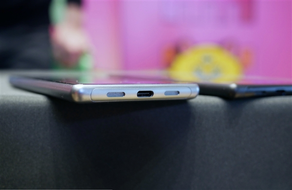 全球首款骁龙855+4K HDR旗舰索尼Xperia 1正式上线