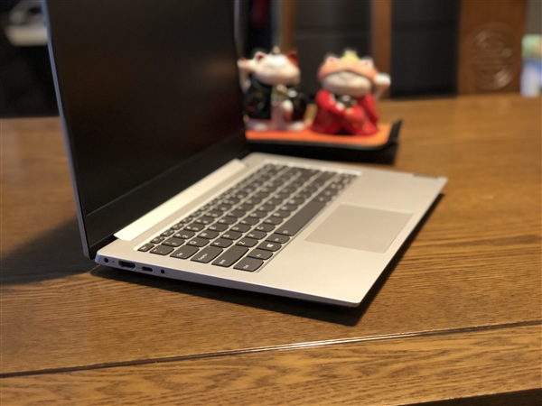 联想新款小新14轻薄本：配备NVIDIA MX230显卡
