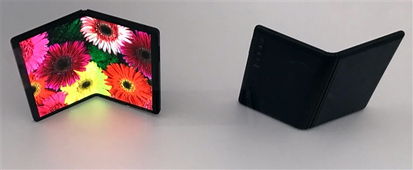 TCL展示折叠屏方案：成本足够低