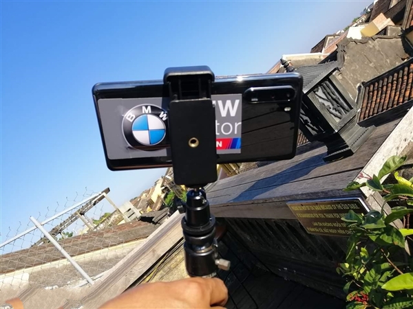 华为P30 Pro上手图被曝：搭载四颗摄像头