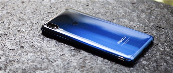 魅族Note9正式露面：水滴屏、窄边框