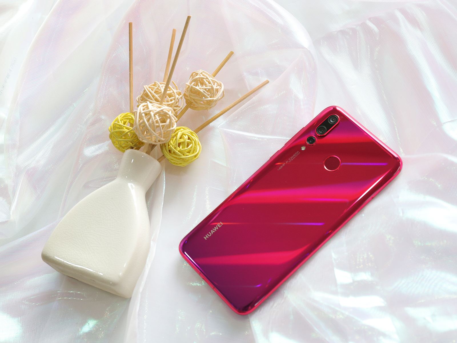 华为nova 4 6GB+128GB版出售：2799元