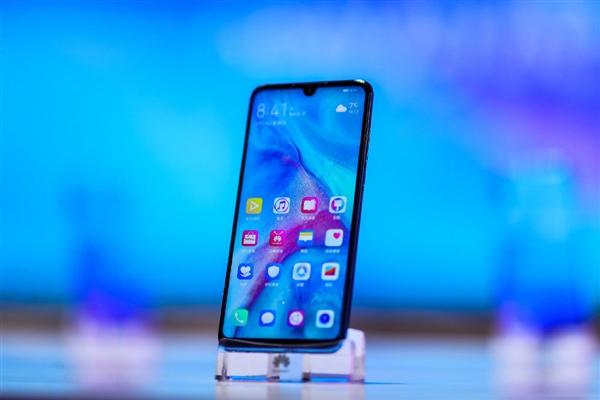 颜值出众！华为nova 4e亮点总结