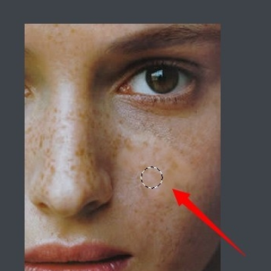 iSee图片专家给人像磨皮祛痘的操作流程