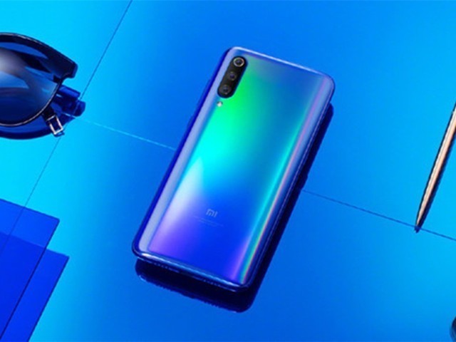 小米9开发版里新增三摄平滑切换功能