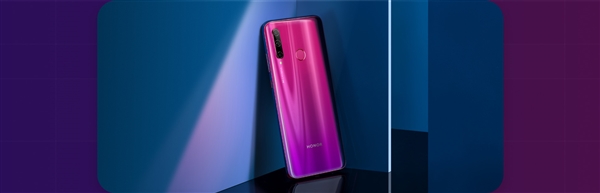 荣耀20i宣传视频公开：真机现身