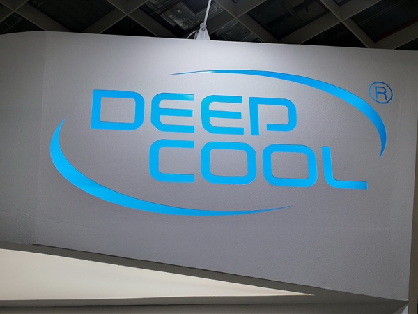 九州风扇带来新款CPU水冷散热器：配独家防漏液技术