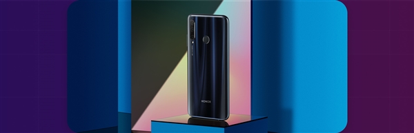 荣耀20i宣传视频公开：真机现身