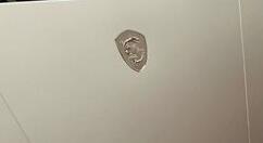 微星旗下GT76 Titan上线：i9-9900K处理器