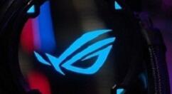 华硕带来新ROG品牌水冷风扇