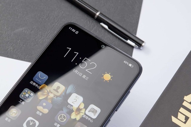 海信金刚5 Pro开卖：续航表现极佳