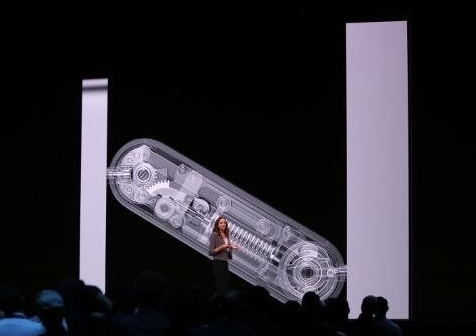 苹果迎来32英寸6K显示器 34500元