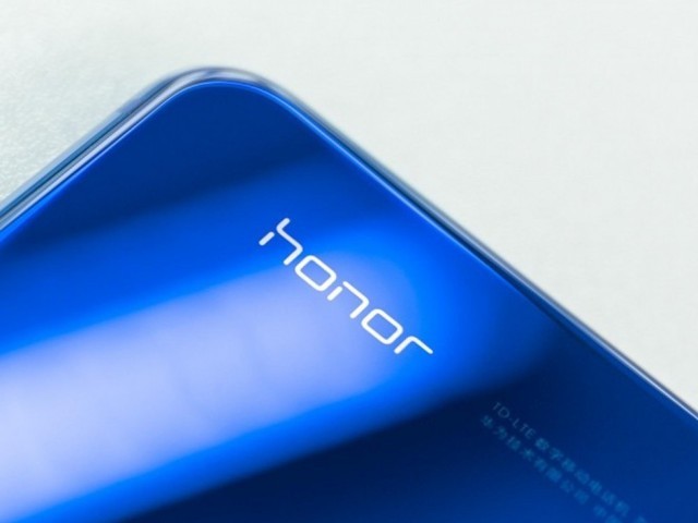 荣耀20 Pro设备要火：预约量破12万