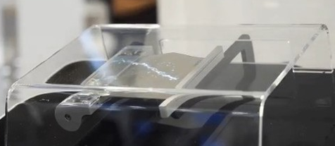 索尼研发卷曲手机：或于年底前上线